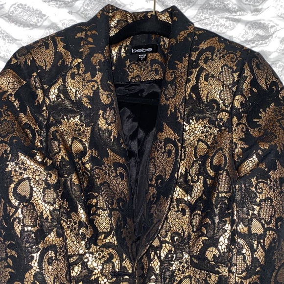 Blazer - Picture 2 of 2